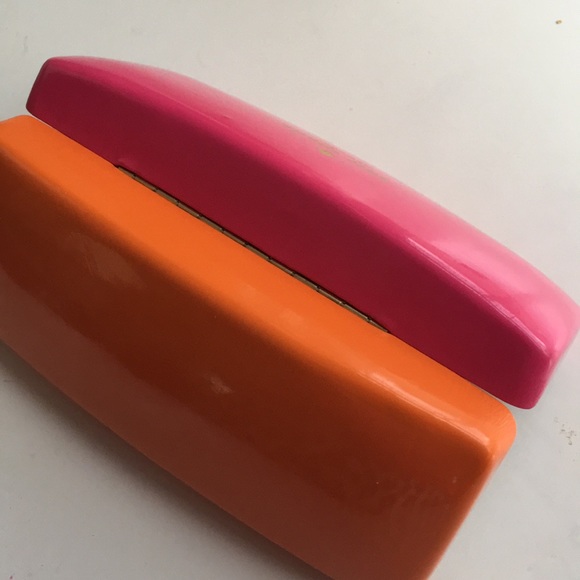 Kate Spade case NWOT, with cloth - Picture 4 of 5